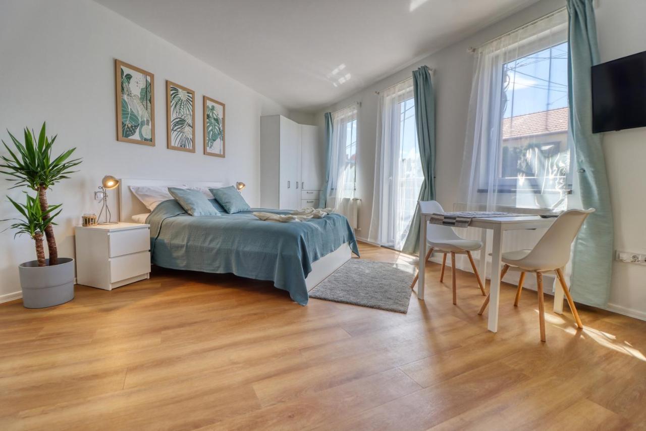 Barka Apartman Eger Exterior photo